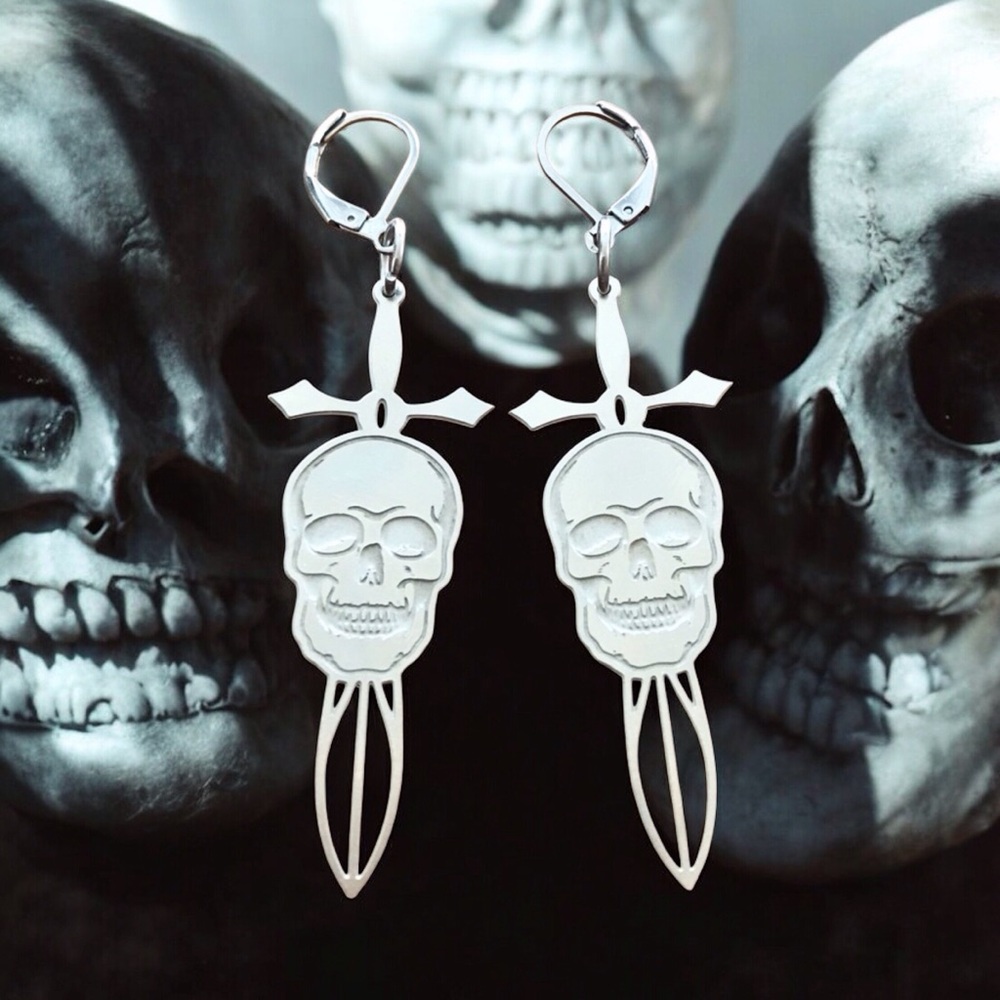 š Sword in Skull Laser Etched Earrings Stainless Steel